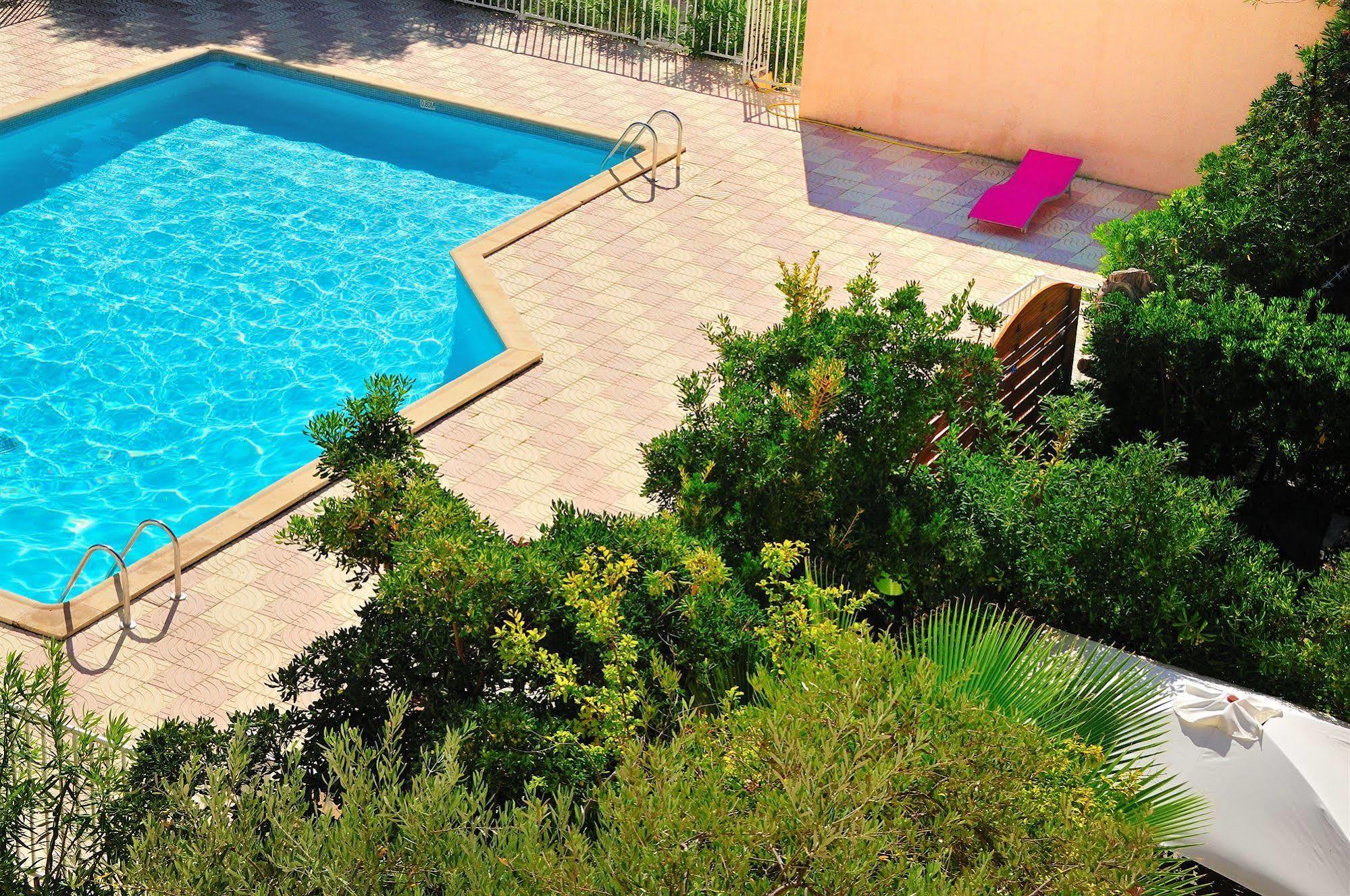 Hotel Les Grenadines Agde Ngoại thất bức ảnh